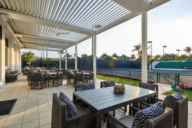 6949 Lake Estates Court, Boca Raton, FL 33496