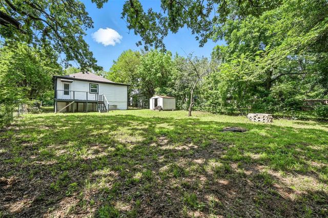 903 W Baker Street, Denison, TX 75020