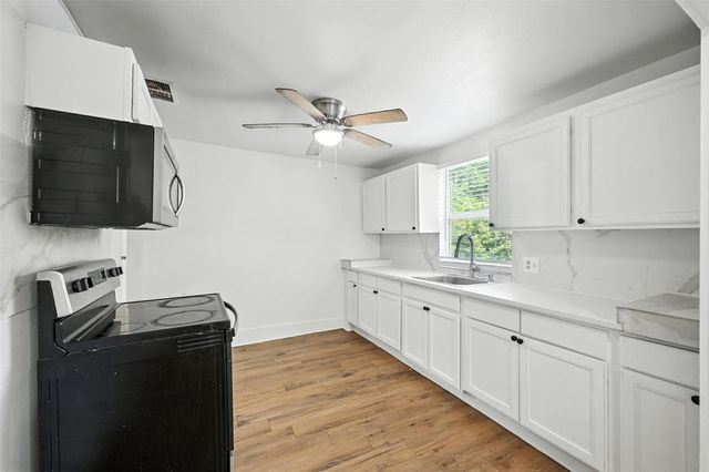 903 W Baker Street, Denison, TX 75020