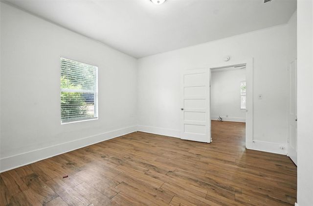 903 W Baker Street, Denison, TX 75020