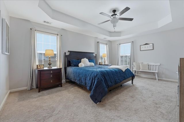 212 Wyburn Pl, Burns, TN 37029