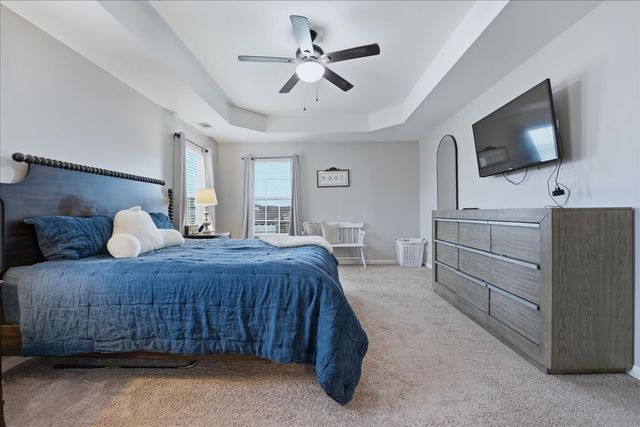 212 Wyburn Pl, Burns, TN 37029