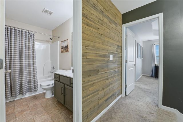 212 Wyburn Pl, Burns, TN 37029