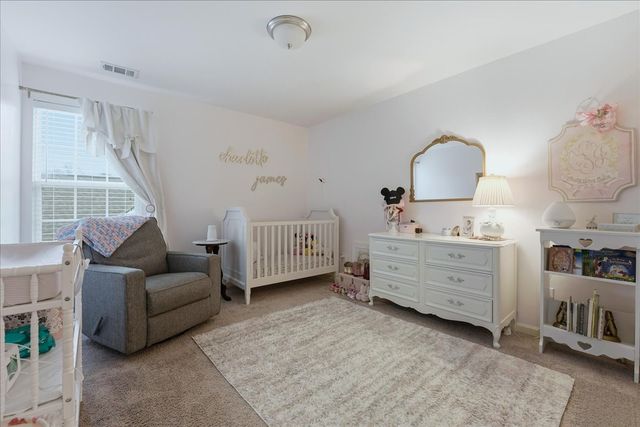 212 Wyburn Pl, Burns, TN 37029