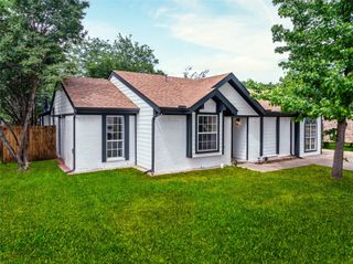 3809 Glengate Drive, Arlington, TX 76016