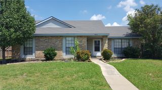 5640 Turner Street, The Colony, TX 75056