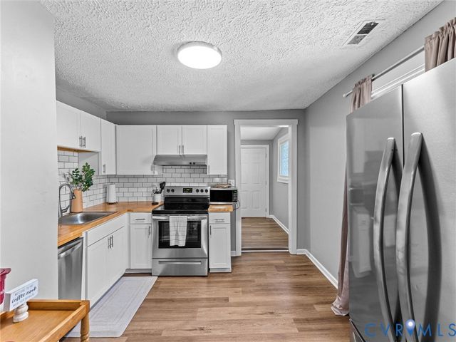 624 Effingham Dr, Richmond, VA 23224