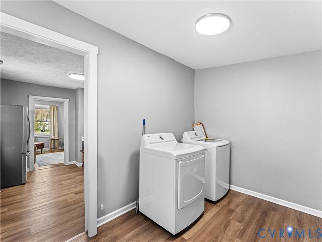 624 Effingham Dr, Richmond, VA 23224