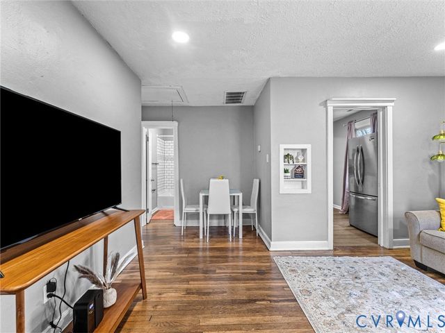 624 Effingham Dr, Richmond, VA 23224