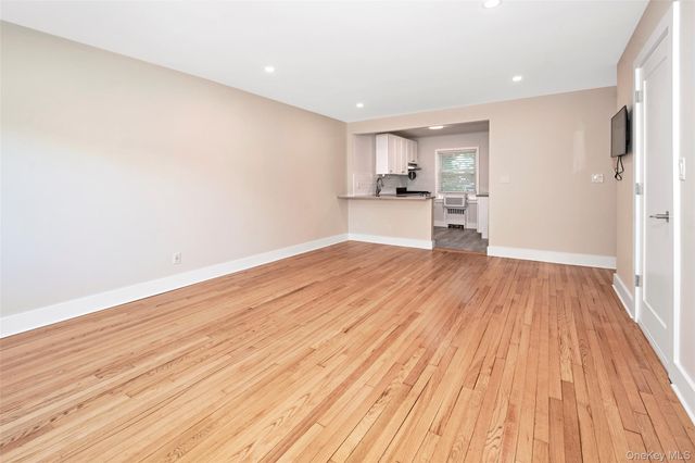 24 Wappanocca Avenue J, Rye, NY 10580