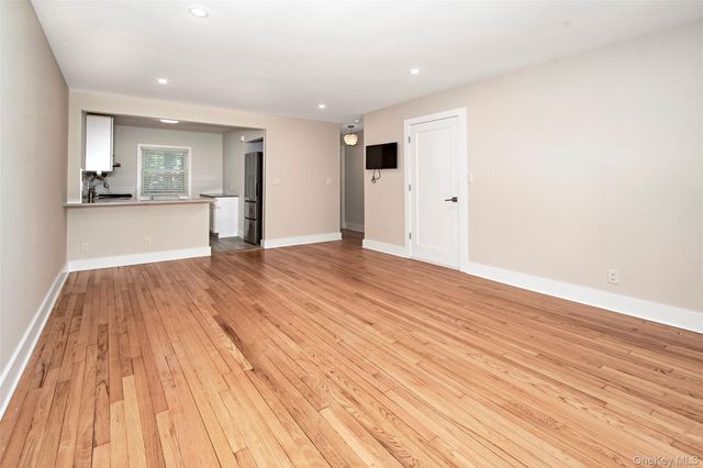 24 Wappanocca Avenue J, Rye, NY 10580