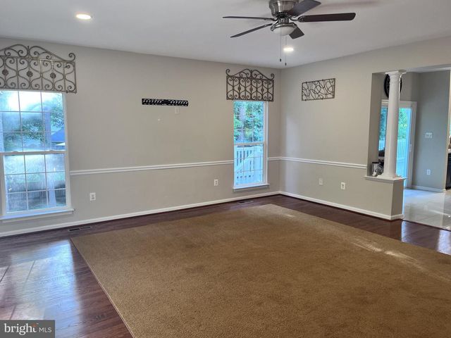 9201 GOLF CT, Manassas Park, VA 20111