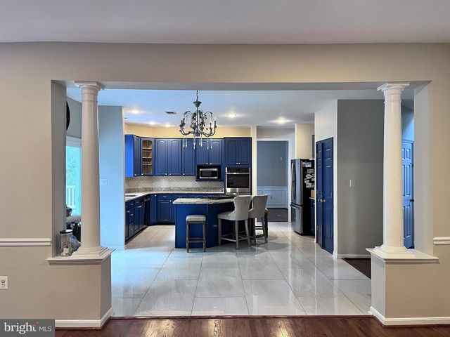 9201 GOLF CT, Manassas Park, VA 20111
