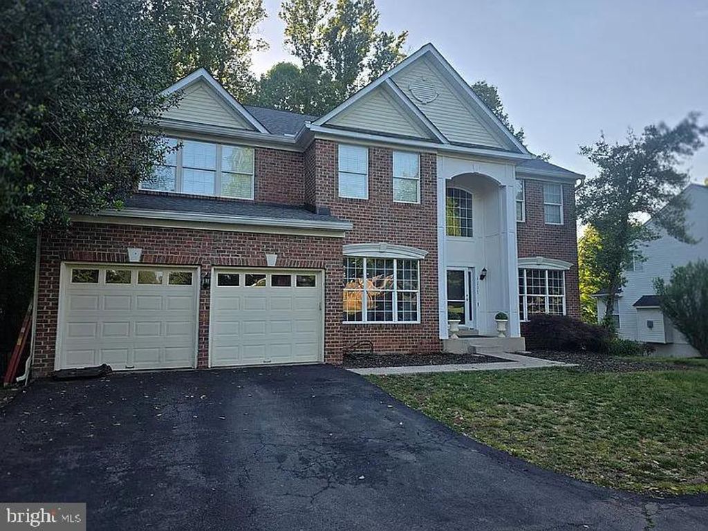 9201 GOLF CT, Manassas Park, VA 20111