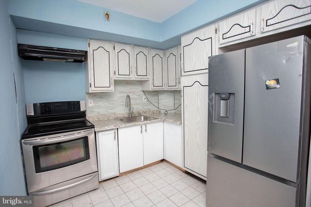 7420 BROCKTON RD, Philadelphia, PA 19151