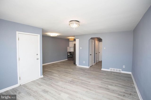 7420 BROCKTON RD, Philadelphia, PA 19151