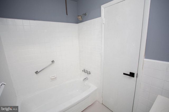 7420 BROCKTON RD, Philadelphia, PA 19151