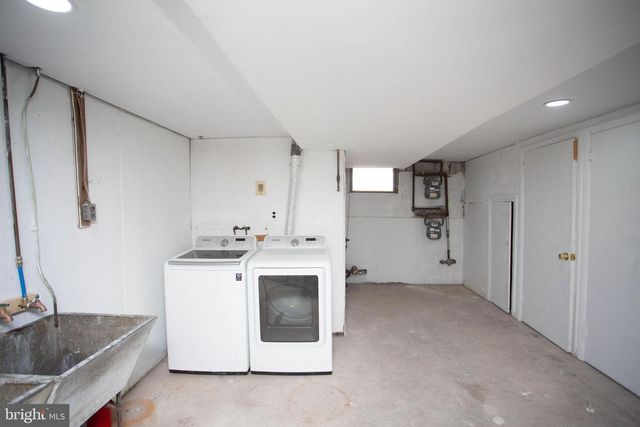 7420 BROCKTON RD, Philadelphia, PA 19151