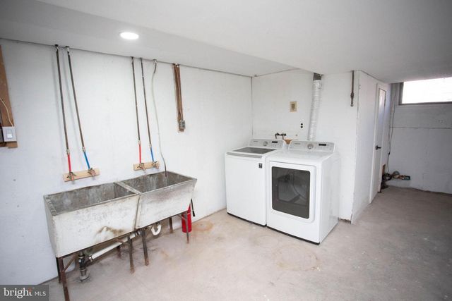 7420 BROCKTON RD, Philadelphia, PA 19151