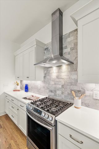 2617 Barclay Dr, Nashville, TN 37206