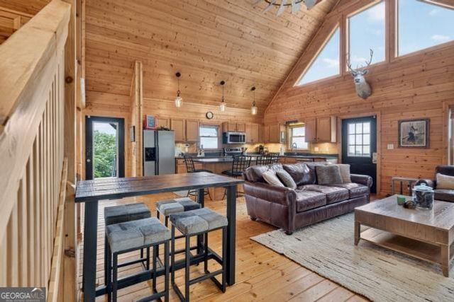 726 Railey Ridge NE, Ranger, GA 30734