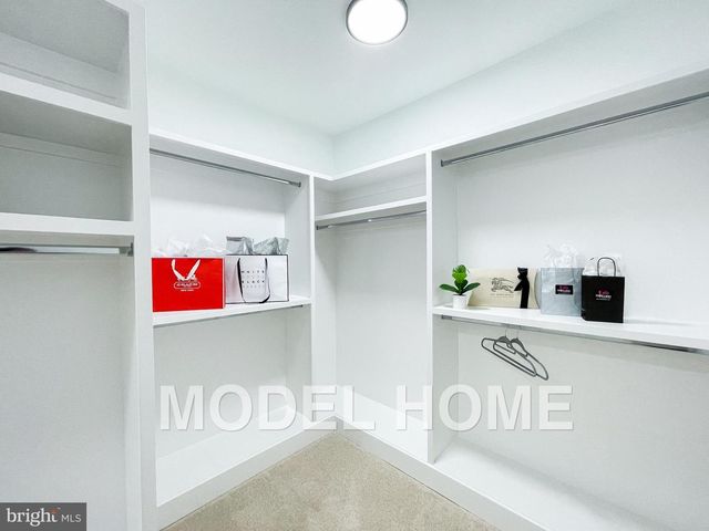 207 PATRICK ST SW, Vienna, VA 22180
