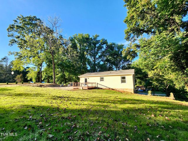 111 Woodland Circle, Jonesborough, TN 37659