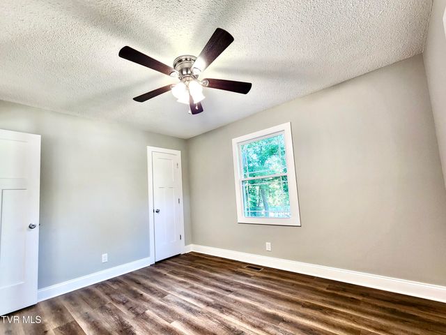 111 Woodland Circle, Jonesborough, TN 37659