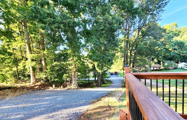 111 Woodland Circle, Jonesborough, TN 37659