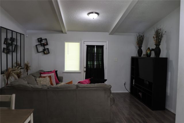 4006 Ambrose Drive, Dallas, TX 75241