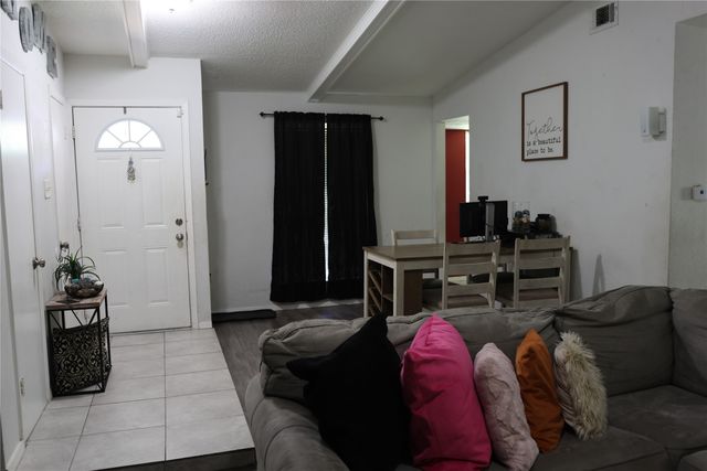 4006 Ambrose Drive, Dallas, TX 75241