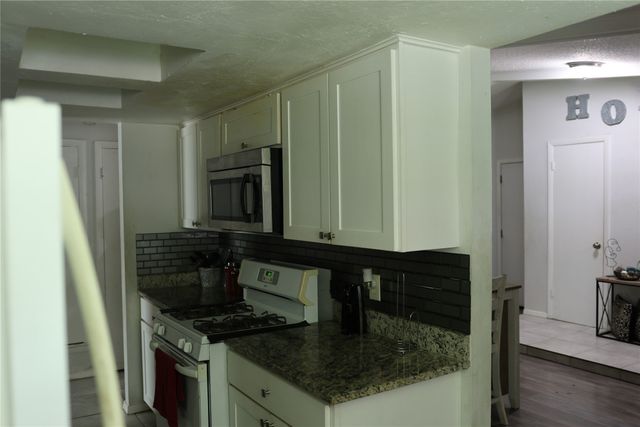 4006 Ambrose Drive, Dallas, TX 75241