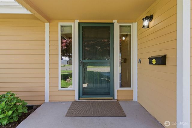 1428 Loraine Street, Enumclaw, WA 98022