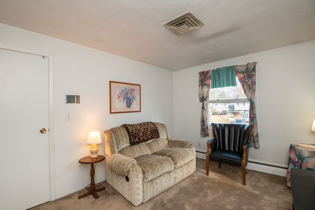 3 Anne Dr, Peabody, MA 01960