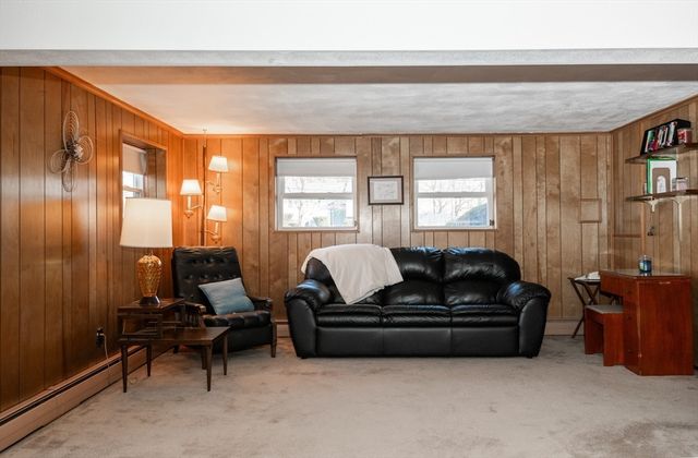 3 Anne Dr, Peabody, MA 01960