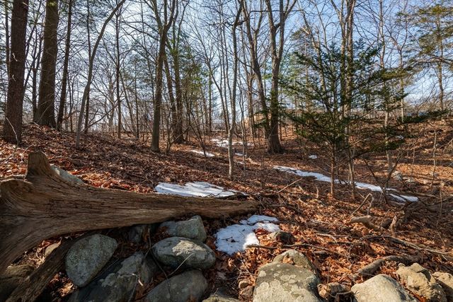 3 Anne Dr, Peabody, MA 01960