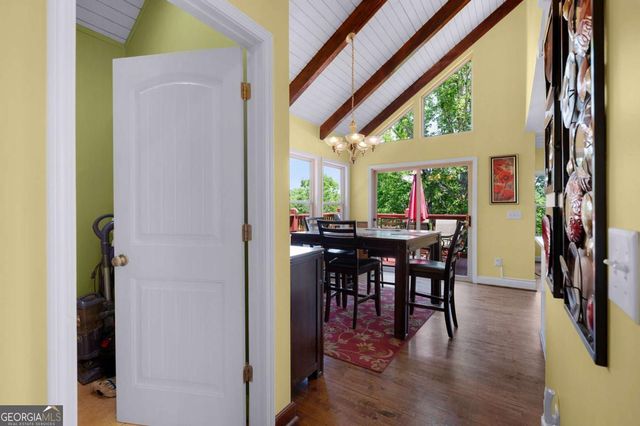 561 Summit Lane, Ellijay, GA 30540