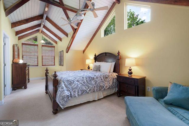 561 Summit Lane, Ellijay, GA 30540