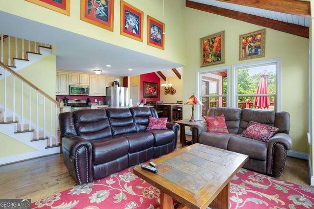 561 Summit Lane, Ellijay, GA 30540