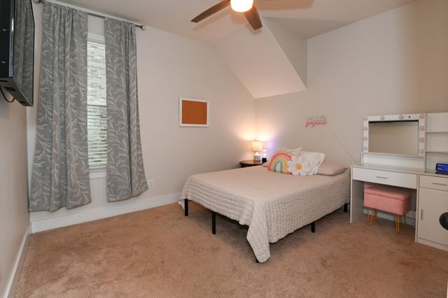 241 Griffin Ln, Gallatin, TN 37066