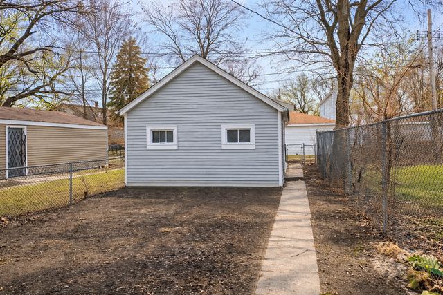 12253 S Peoria Street, Chicago, IL 60643