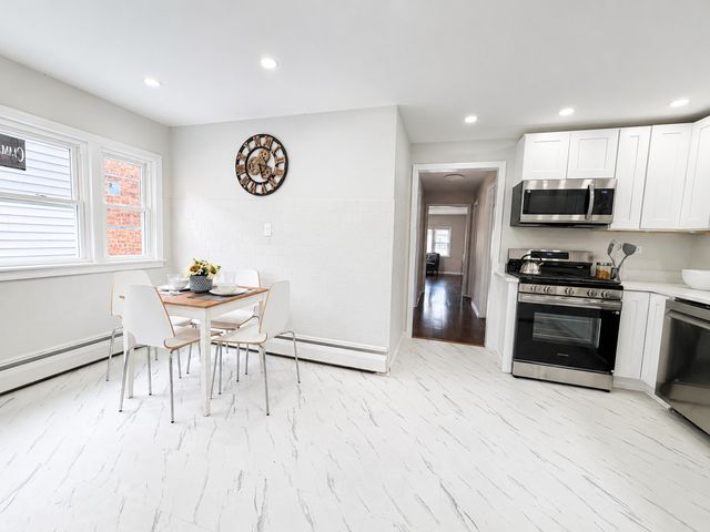 12253 S Peoria Street, Chicago, IL 60643