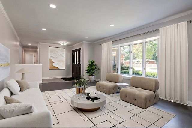 505 E Atwood Court, Elmhurst, IL 60126