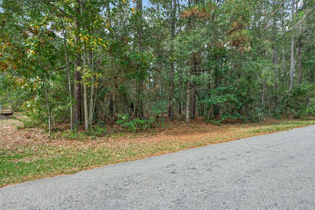 Lot 453 North Woods, Cleveland, TX 77328