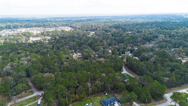 Lot 453 North Woods, Cleveland, TX 77328