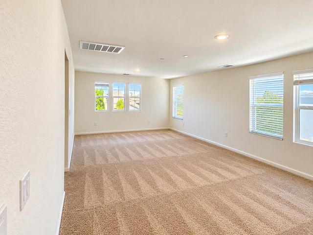 1476 Meridian St, Manteca, CA 95337