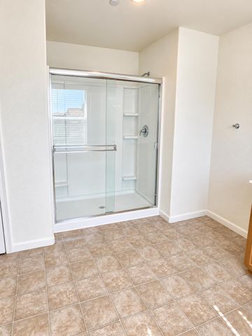 1476 Meridian St, Manteca, CA 95337