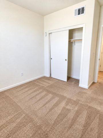 1476 Meridian St, Manteca, CA 95337