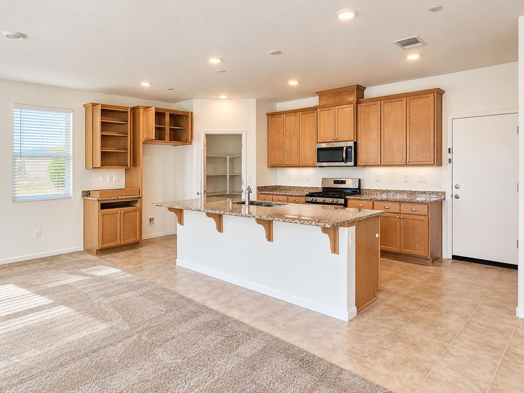 1476 Meridian St, Manteca, CA 95337
