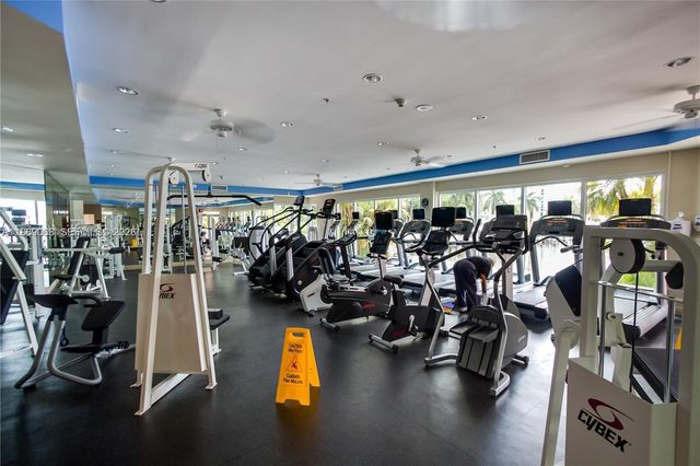 3370 Hidden Bay Dr 1814, Aventura, FL 33180